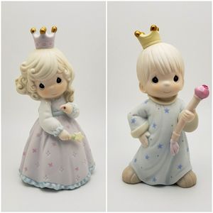 Precious moments figurines set